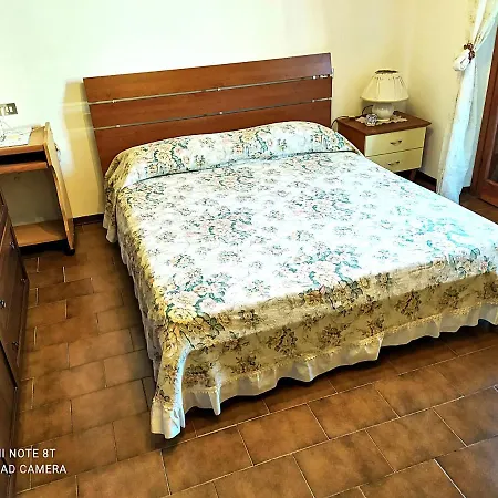 Apartamento Tra Puccini Ed Il Mare Torre del Lago Puccini Exterior foto