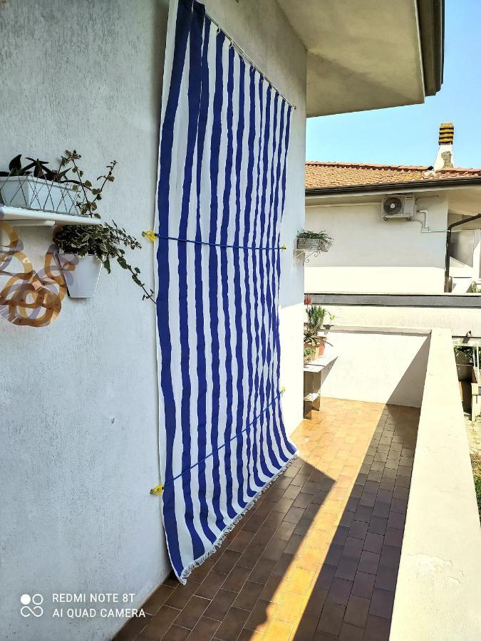 Tra Puccini Ed Il Mare Apartment *