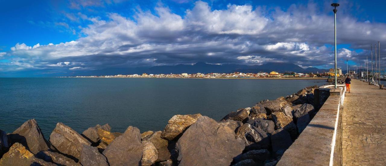 Apartment Tra Puccini Ed Il Mare